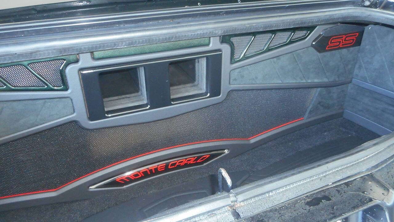 1987 Chevrolet Monte Carlo 10
