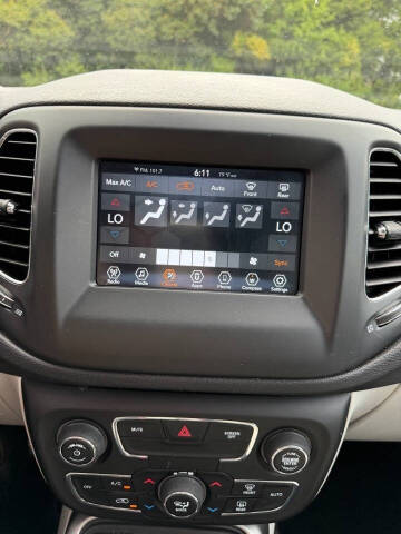 2019 Jeep Compass Sun and Wheel Edition