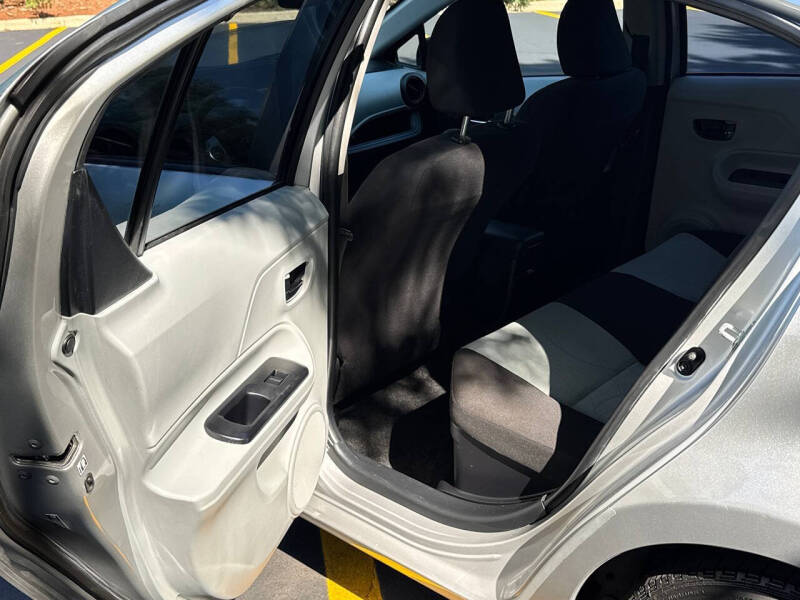 2012 Toyota Prius c Three