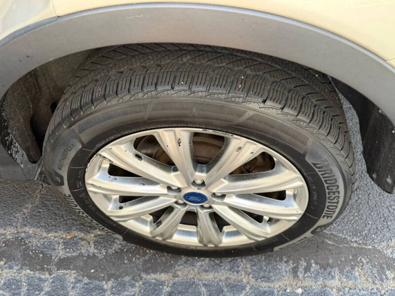 2017 Ford Escape Titanium