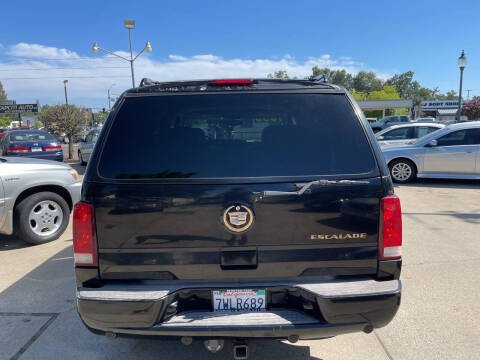 2002 Cadillac Escalade