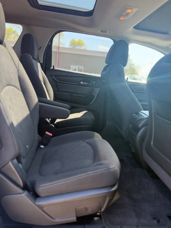 2016 GMC Acadia SLE-2