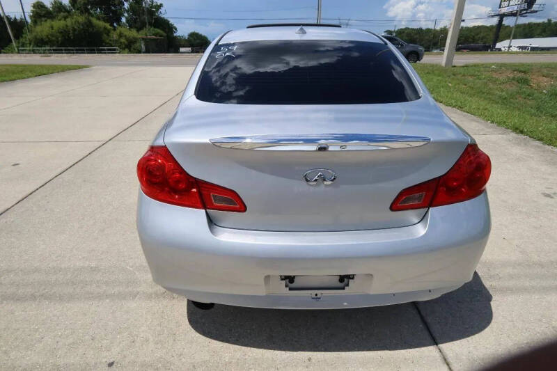2015 Infiniti Q40