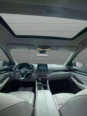 2020 Nissan Altima 2.5 SV