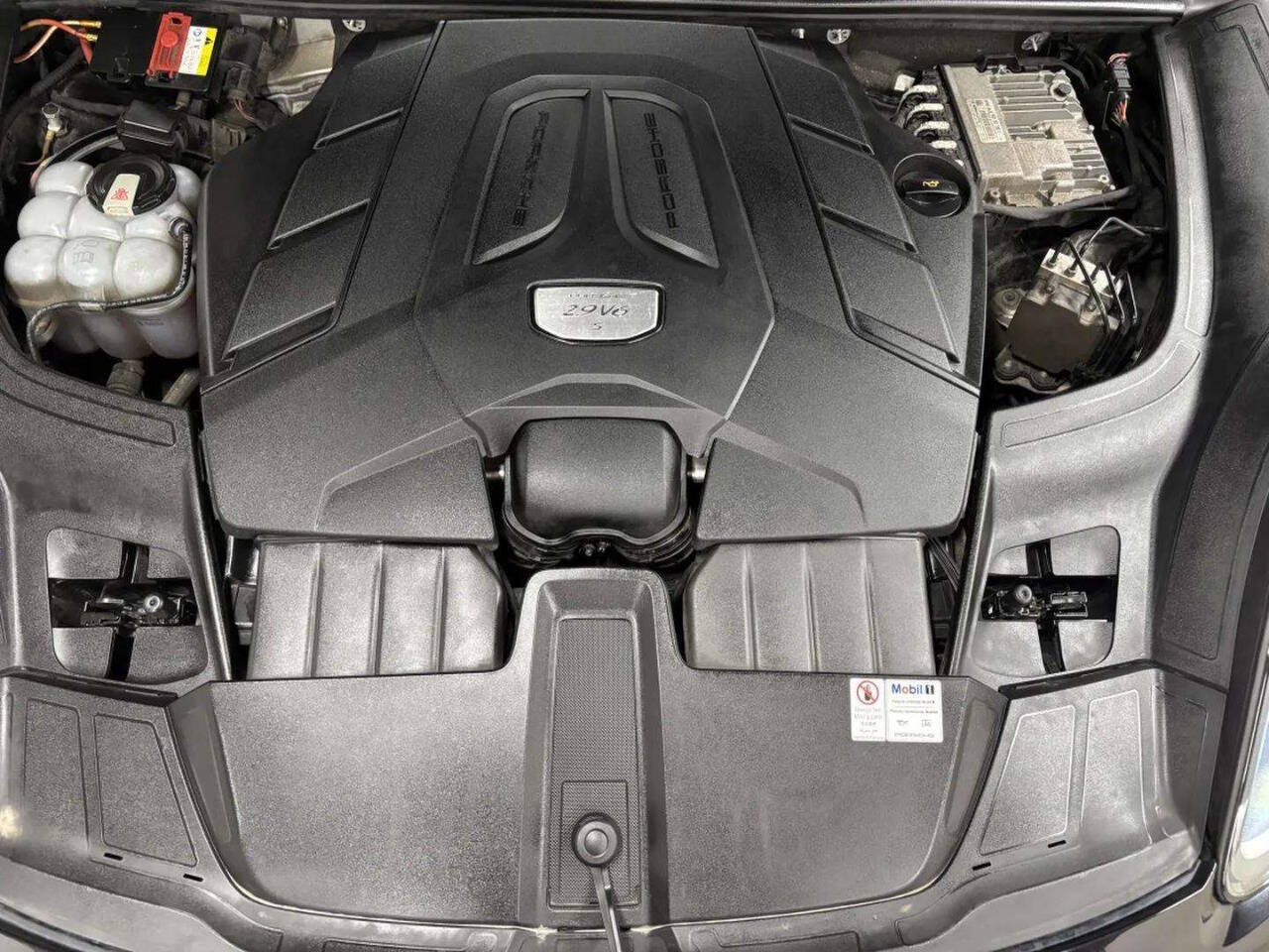 PorscheCayenne12