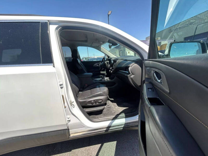 2018 Chevrolet Traverse LT Leather