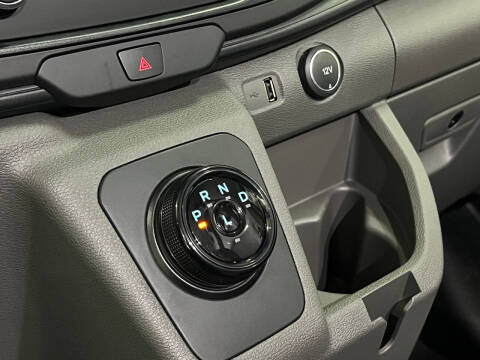 2022 Ford E-Transit 350