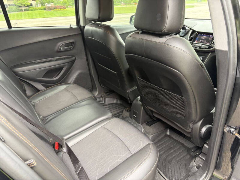 2020 Chevrolet Trax LT - Photo 11
