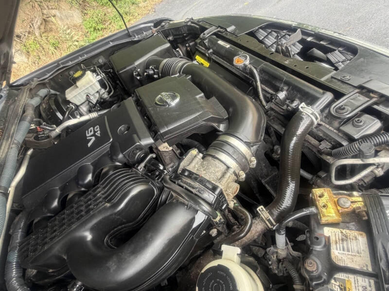 2011 Nissan Pathfinder SV