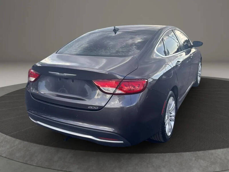 2015 Chrysler 200 Limited