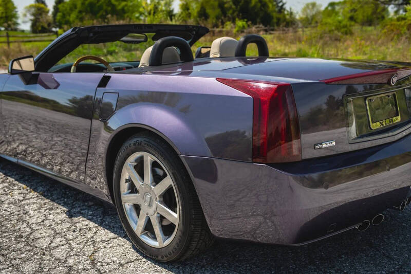 2004 Cadillac XLR
