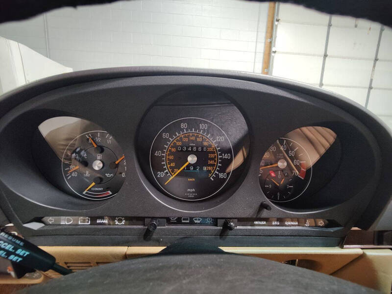 1986 Mercedes-Benz 560-Class 560 SL