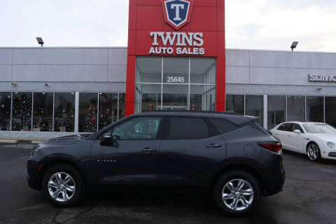 twins auto sales detroit michigan