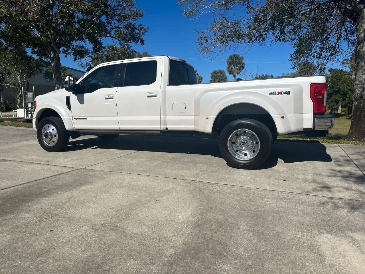 2017 Ford F-450 Super Duty for sale at DIESEL TRUCK SOURCE in Sebastian, FL