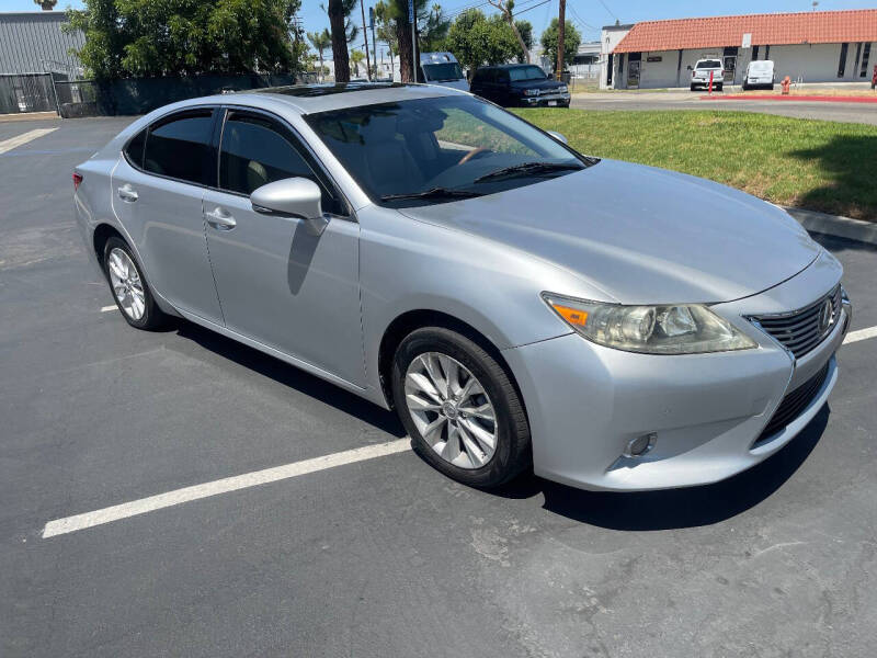 2013 Lexus ES 300h