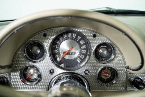 1957 Ford Thunderbird