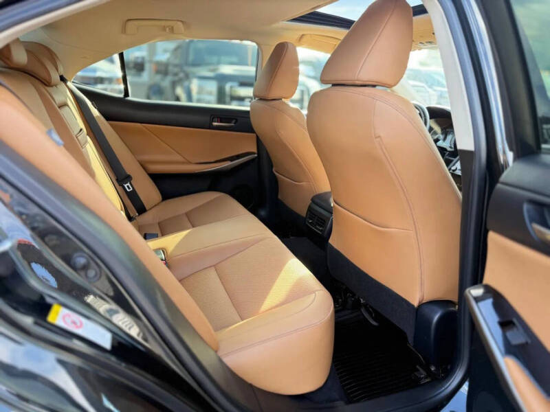 2017 Lexus IS 300