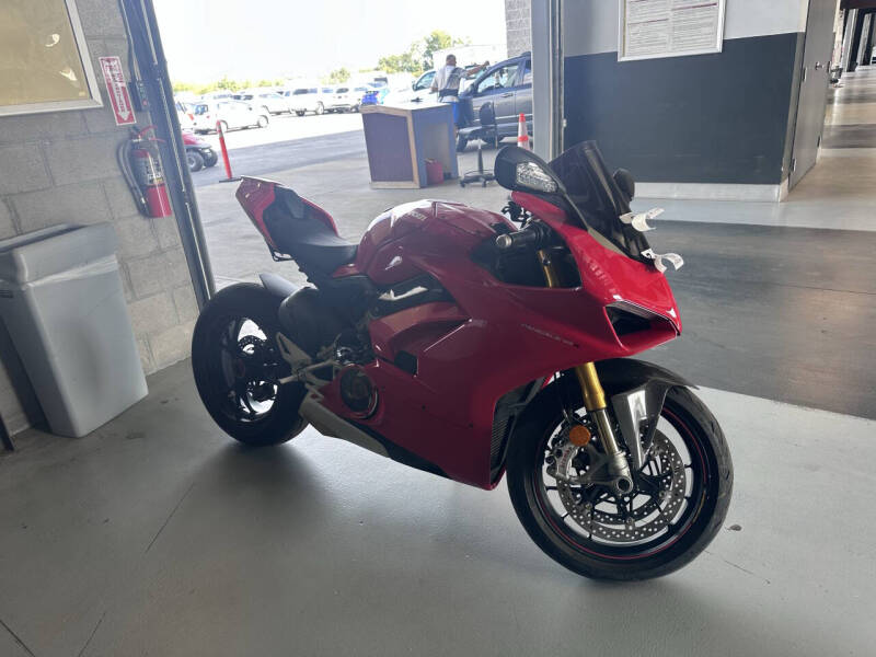 2019 Ducati Panigale V4S