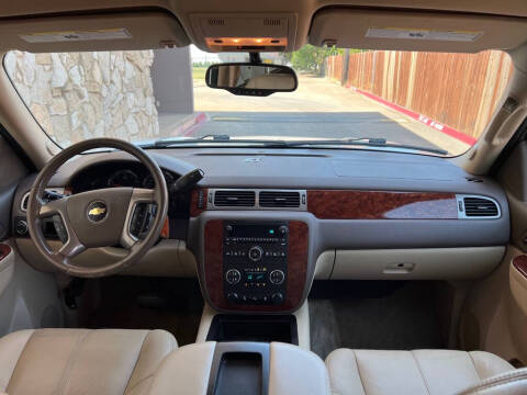 2012 Chevrolet Suburban LT