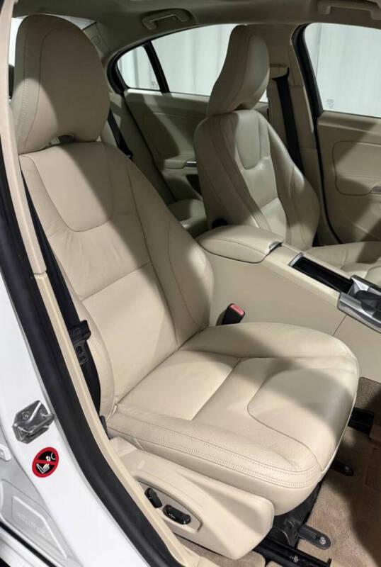 2014 Volvo S60 T5