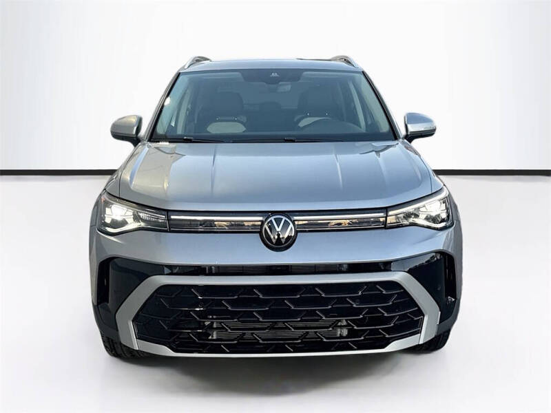 2025 Volkswagen Taos SEL 4Motion
