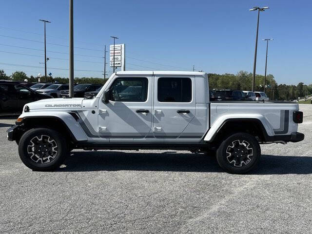2025 Jeep Gladiator Sport S
