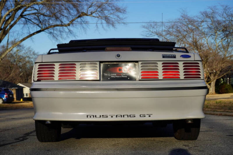 1989 Ford Mustang