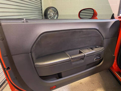 2009 Dodge Challenger SRT8