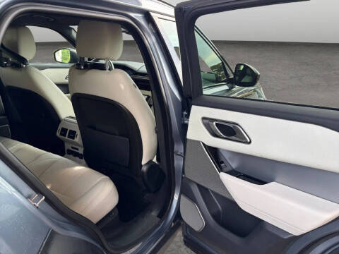 2019 Land Rover Range Rover Velar P250 R-Dynamic SE
