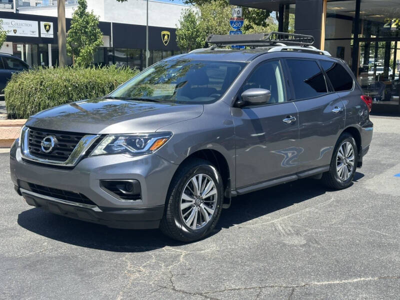 2020 Nissan Pathfinder S
