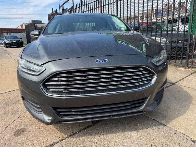 2016 Ford Fusion SE