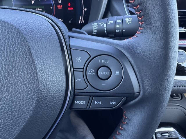 2026 Toyota Corolla Hatchback SE