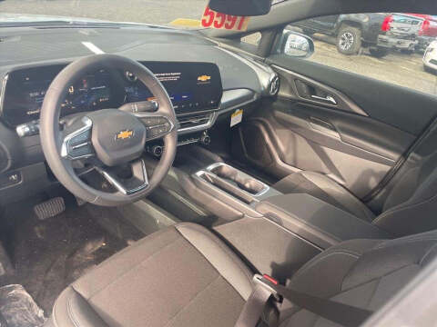 2026 Chevrolet Equinox EV LT 1