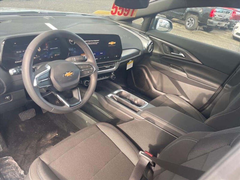 2026 Chevrolet Equinox EV LT 1