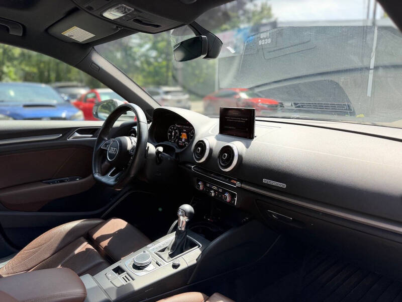 2017 Audi A3 Sportback e-tron 1.4T Premium Plus
