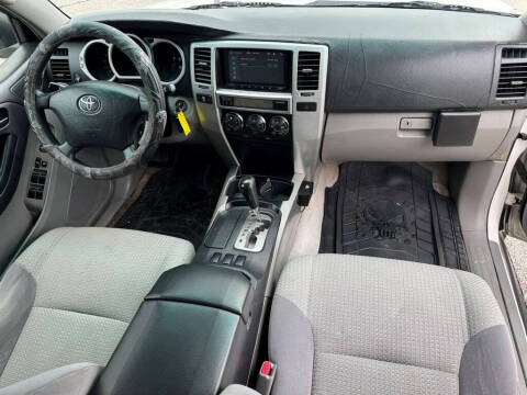 2004 Toyota 4Runner SR5