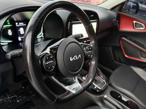 2023 Kia Soul GT-Line