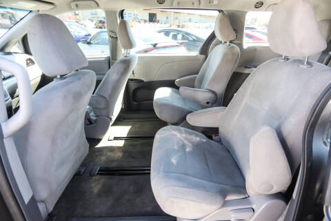 2015 Toyota Sienna L 7-Passenger