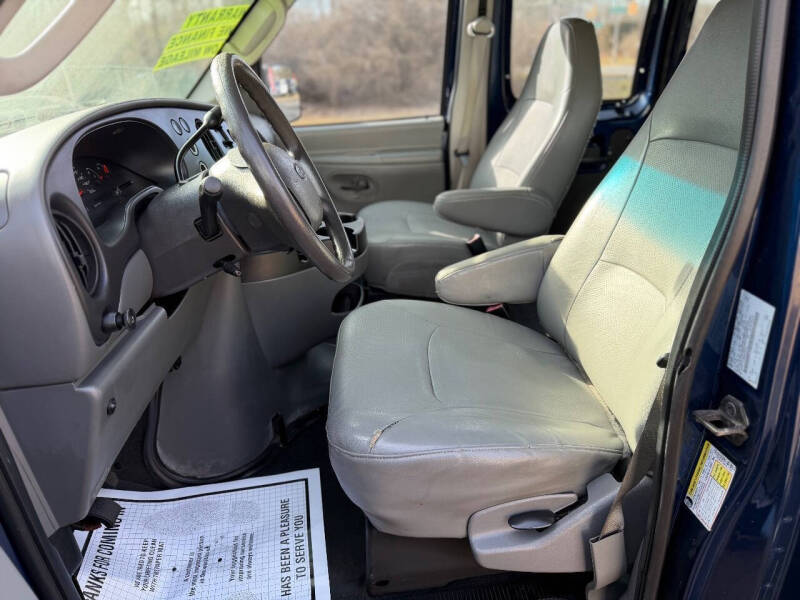 2008 Ford E-Series E-350 SD XLT