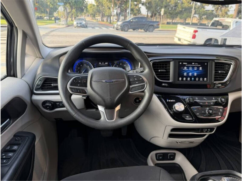 2018 Chrysler Pacifica Touring Plus