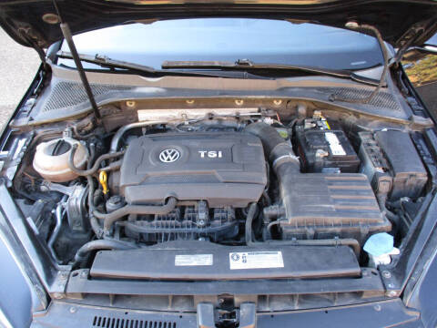 2017 Volkswagen Golf GTI SE