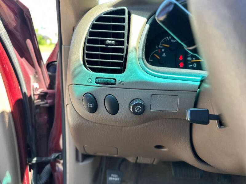 2004 Toyota Tundra
