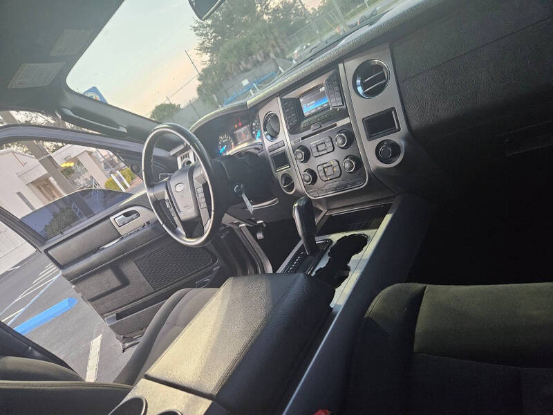 2017 Ford Expedition XLT