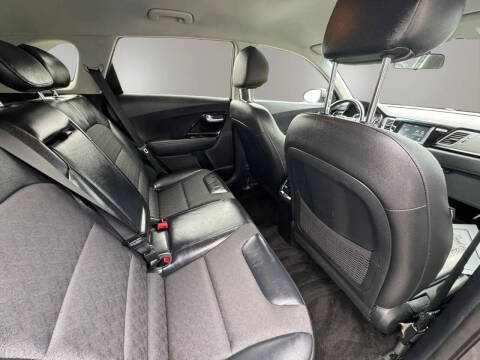 2017 Kia Niro EX