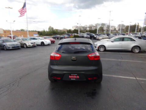 2012 Kia Rio 5-Door LX