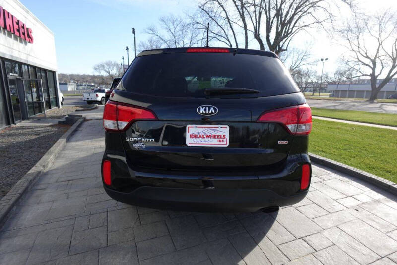 2015 Kia Sorento LX