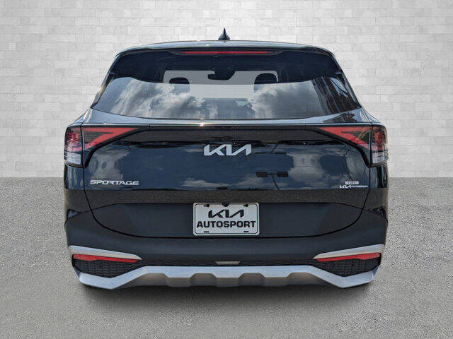 2024 Kia Sportage Hybrid LX