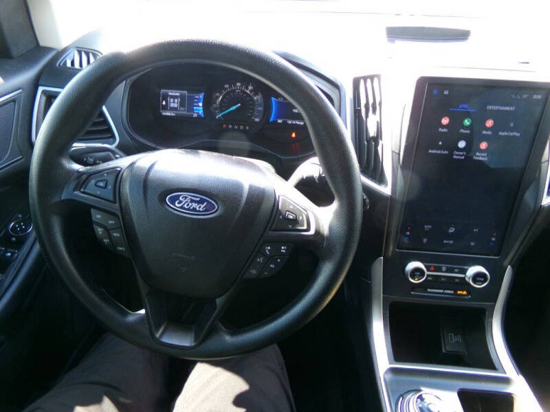 2023 Ford Edge SE