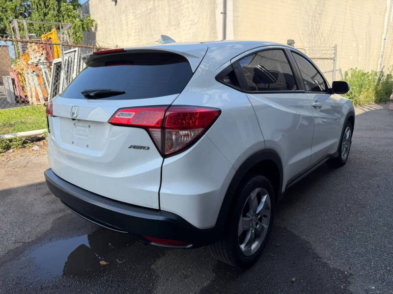 2017 Honda HR-V LX
