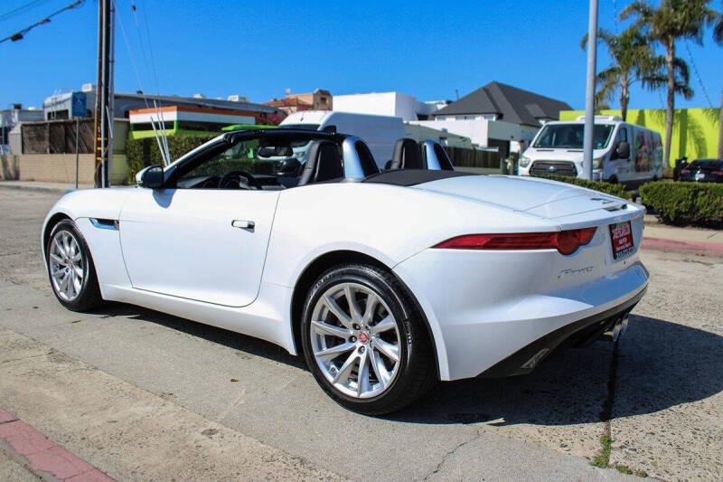 2016 Jaguar F-TYPE